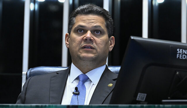 Alcolumbre resiste à prorrogação da CPMI do INSS e STF decide sobre liminar de Mendonça